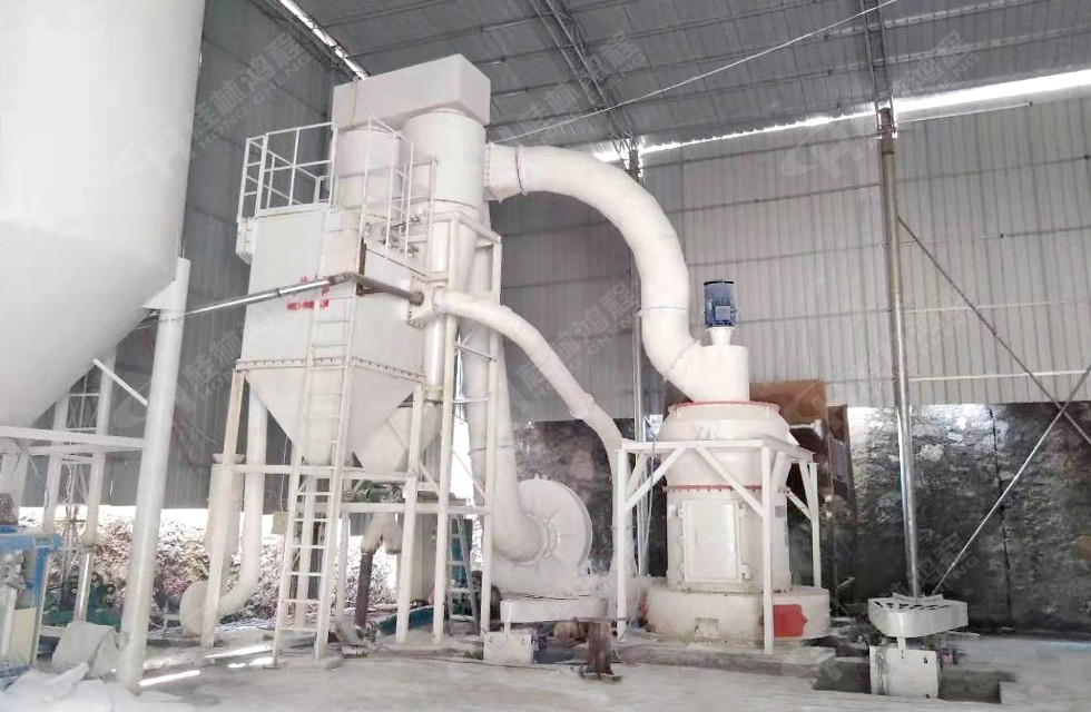 HCQ1500-200目鋁礦石磨粉機(jī) HCQ1500-200目鋁礦石磨粉機(jī)